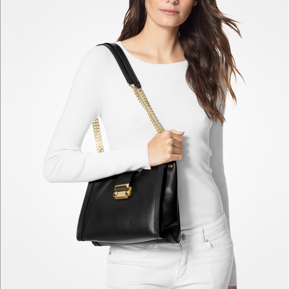 🌹SALE🌹MICHAEL KORS Whitney Leather Chain Tote - Picture 2 of 8